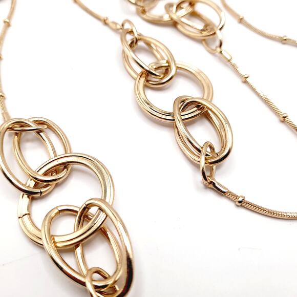 Chico’s Long Necklace NWT 48” Gold Tone Snake Chain with Interlocking Loops - Picture 6 of 12